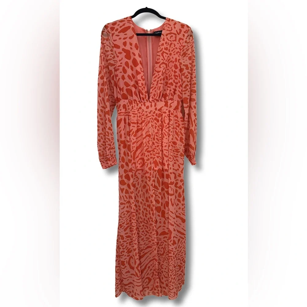 BEBE PRINTED DEEP V MAXI DRESS - Picture 2 of 8